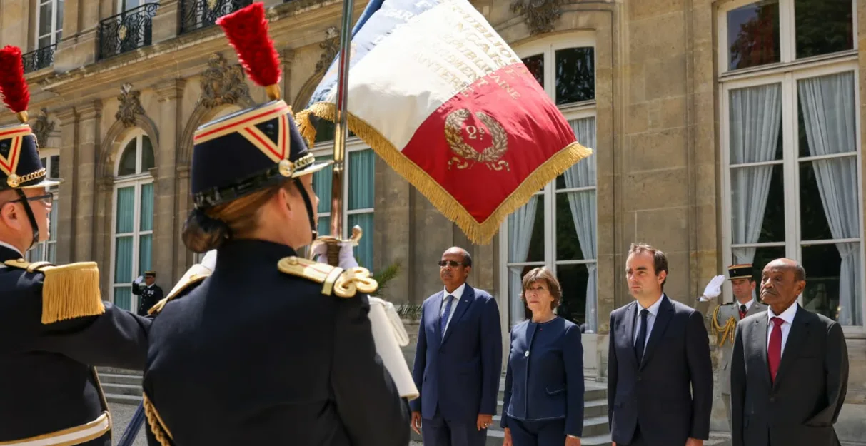 Traité militaire France–Djibouti : adopté à l’unanimité, un accord qui pérennise une présence postcoloniale